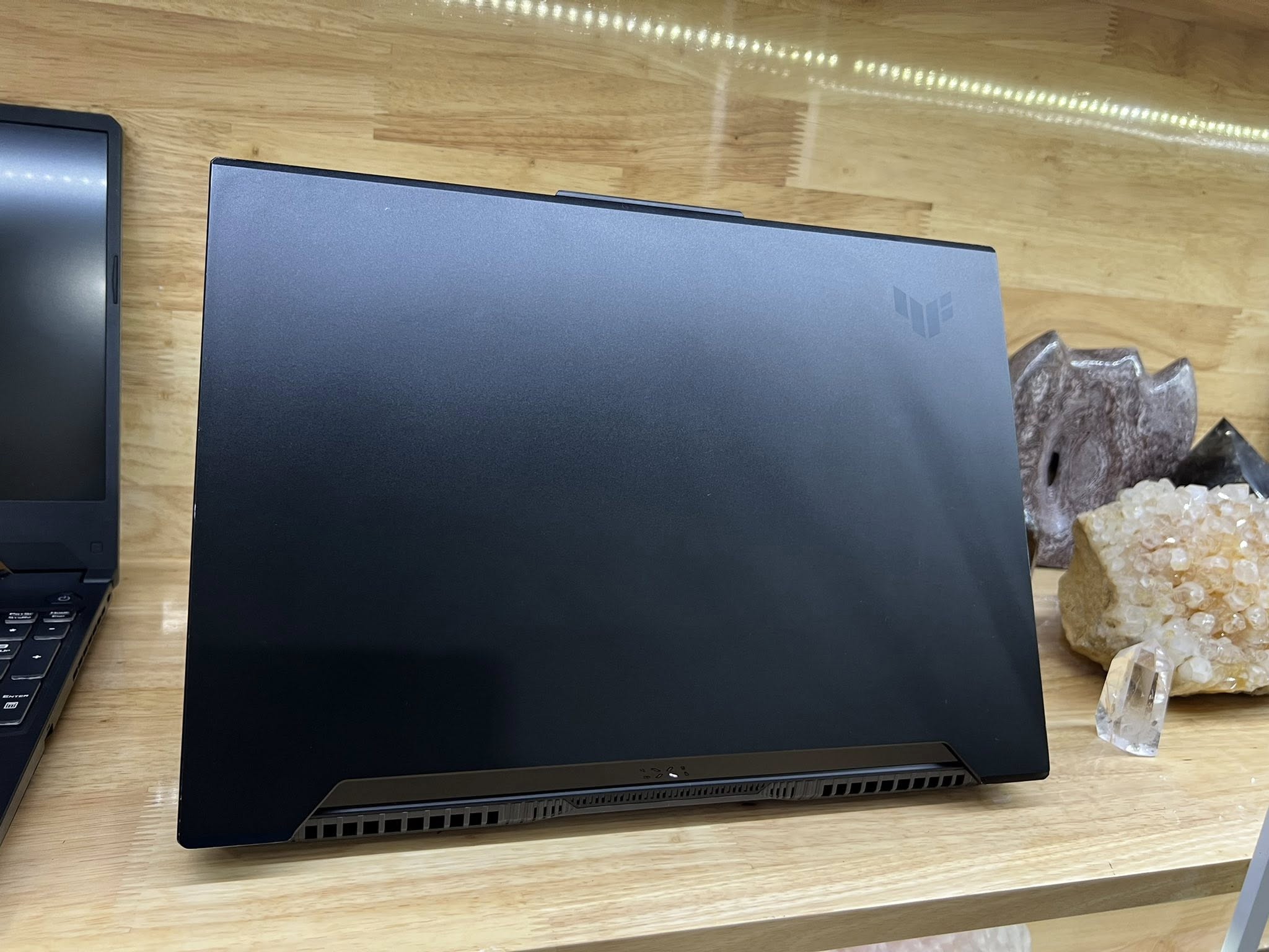 ASUS TUF DASH F15 2022 v