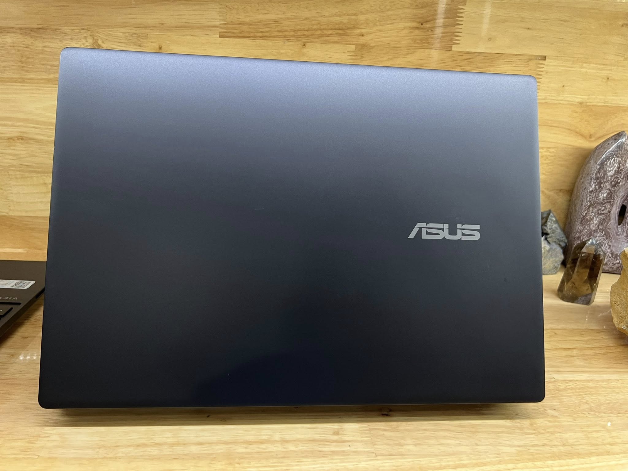 Asus Gaming V16 i7 Ultra 240H / 16G / 512GB / 16’’ WUXGA / RTX 5050 8G / WIN 11