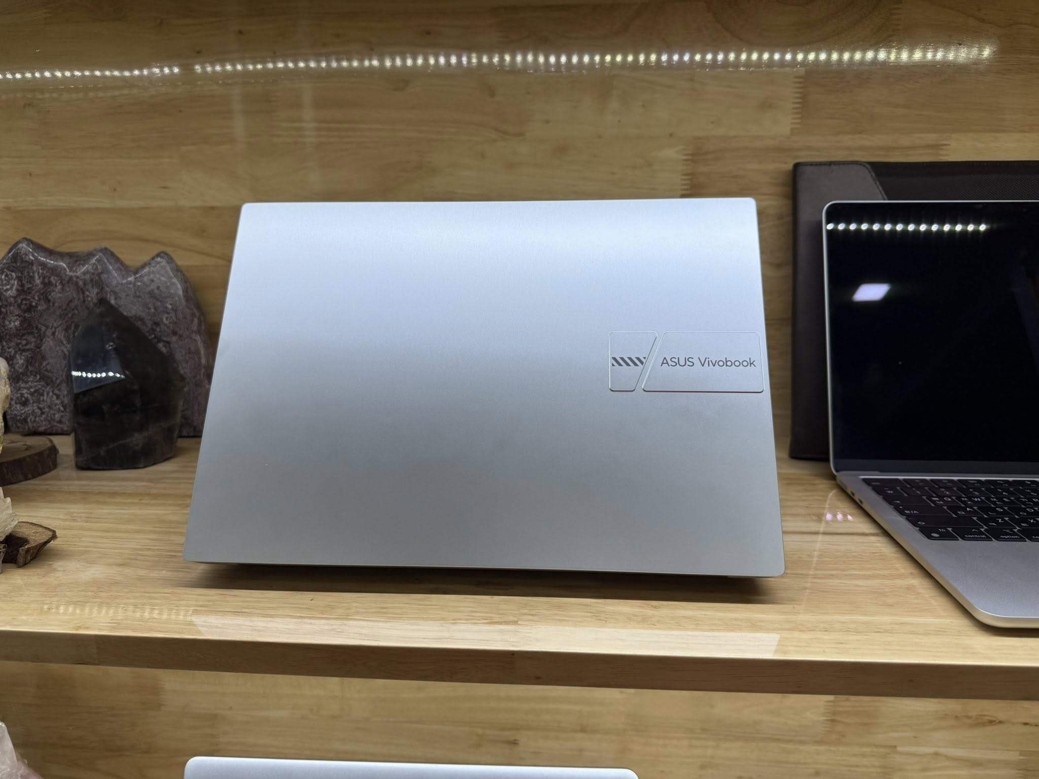 ASUS A1405V Mỏng mạnh chip gaming i5 13500H/16G/512G/14.0 2K8 Oled 90hz