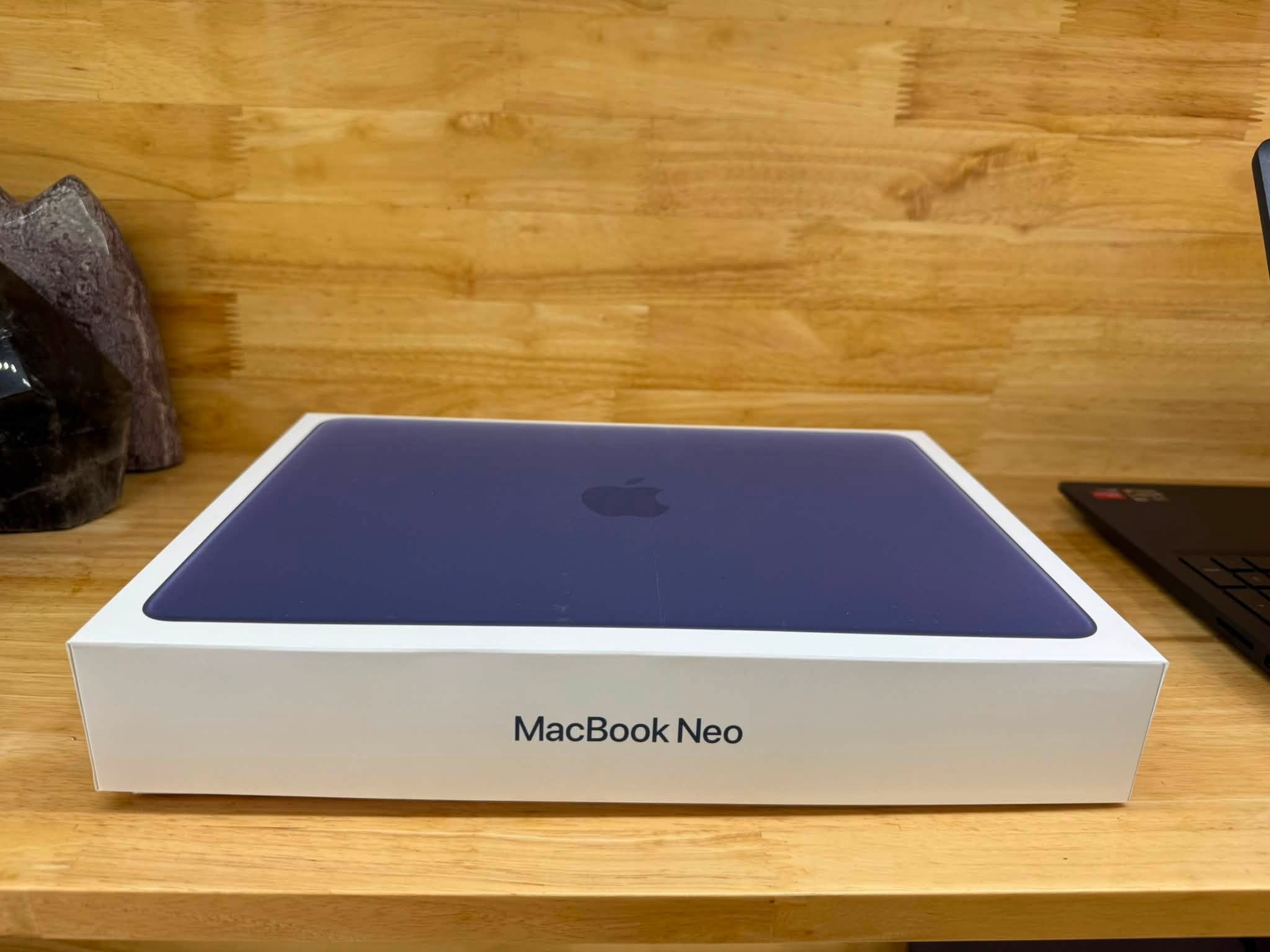 Macbook Neo 13 8/256 new fullbox