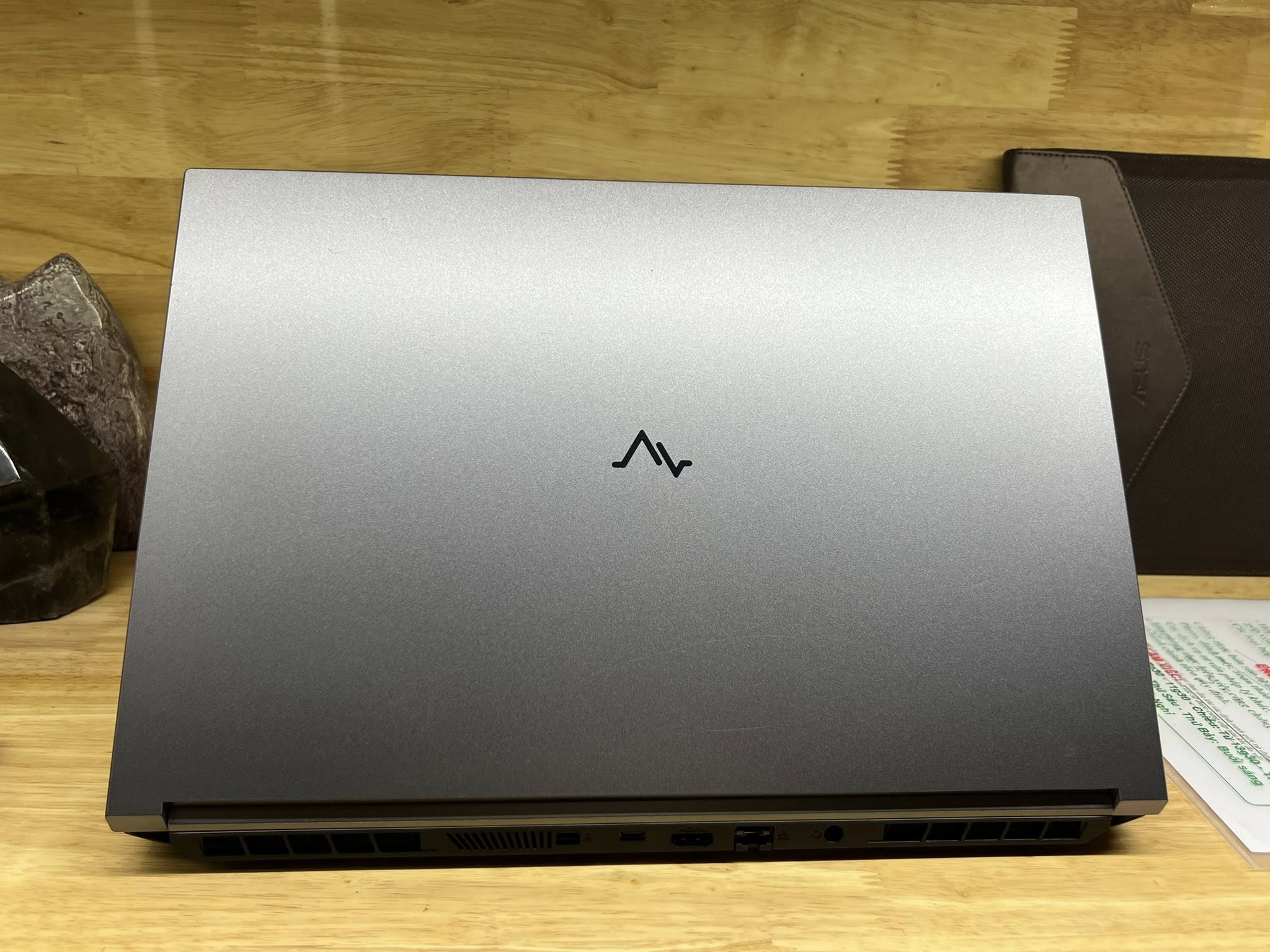 Maibeben Typhoon X565 Ryzen 5 6600H / 16G / 512GB / RTX 3050 4G / 15.6 FHD 120hz / WIN 11