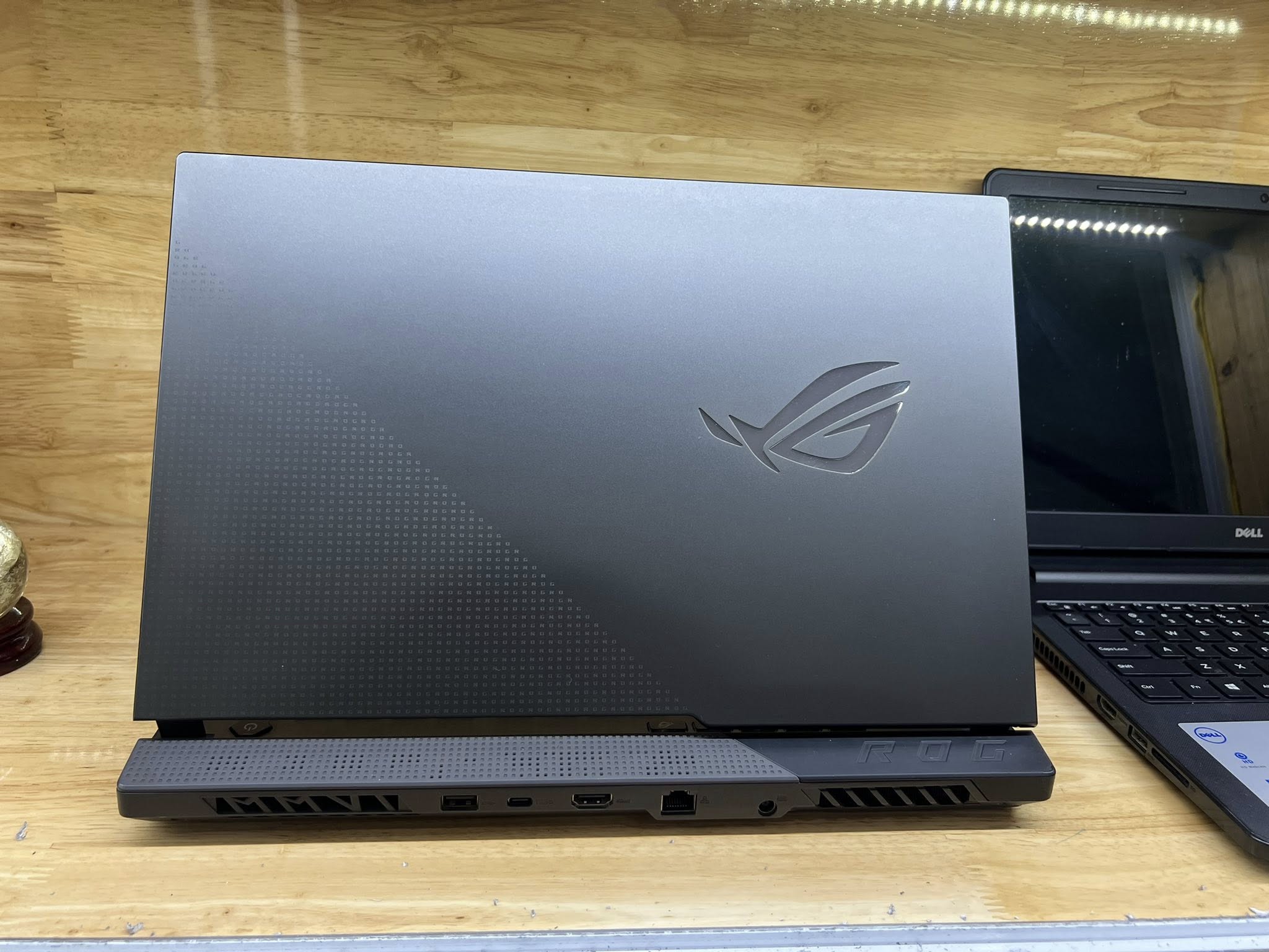 Asus Gaming ROGTRIX G513 Ryzen 7 4800H/16G/512G/GTX 1650 4G/15.6FHD 144hz Máy sx 05/ 2022